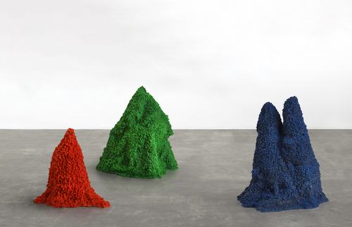 14.  Agnieszka Kurant, „A.A.I. (Sztuczna Sztuczna Inteligencja)”, 2015.jpg