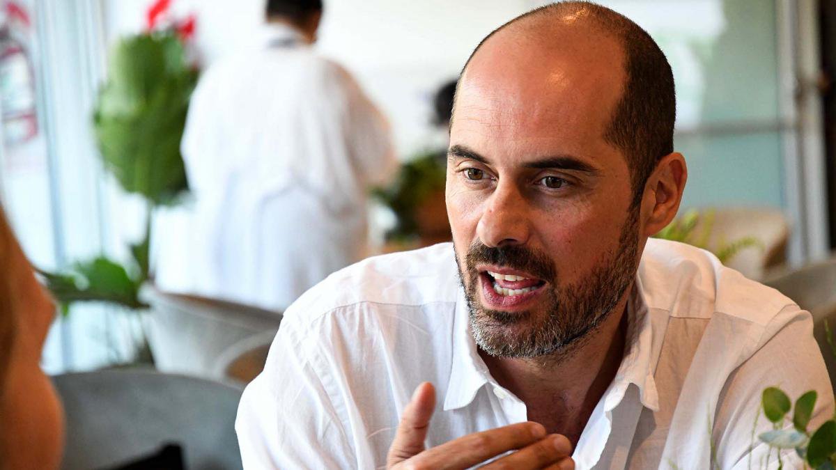 Photo by Nacho Sánchez. Pablo Lafuente at CIMAM Annual Conference in Buenos Aires, 2023