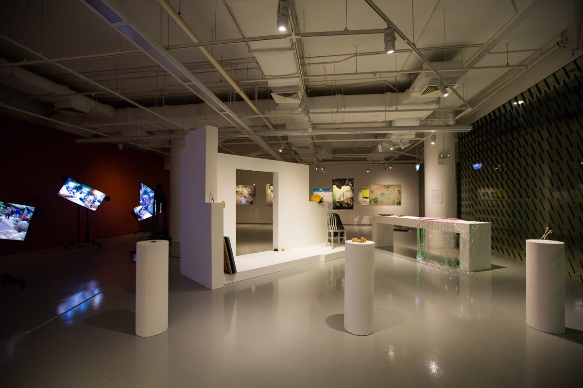 LASALLE-College-of-the-Arts-Earl-Lu-Gallery;-Gary-Ross-Pastrana's-Properties-in-foreground;-Image-courtesy-of-Singapore-Art-Museum.jpg