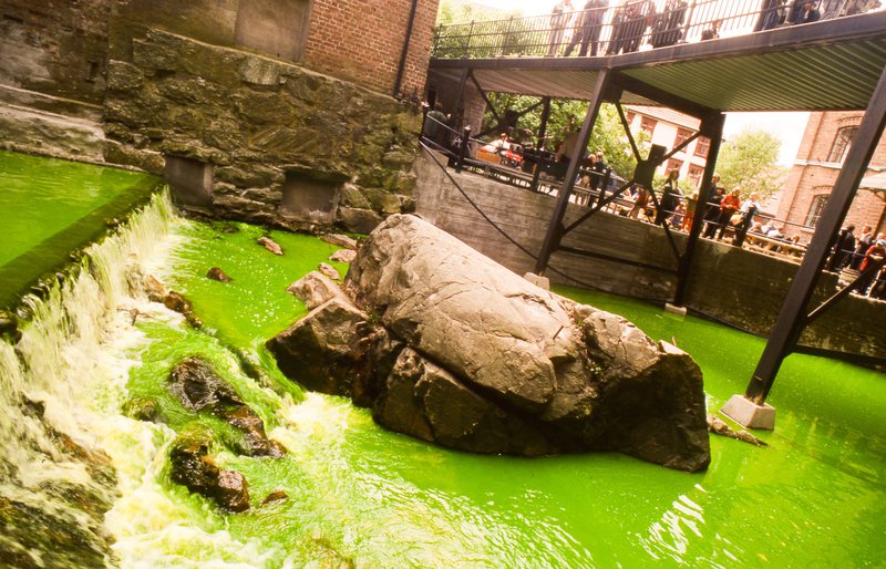 Momentum_Galerif15 neg100.jpg