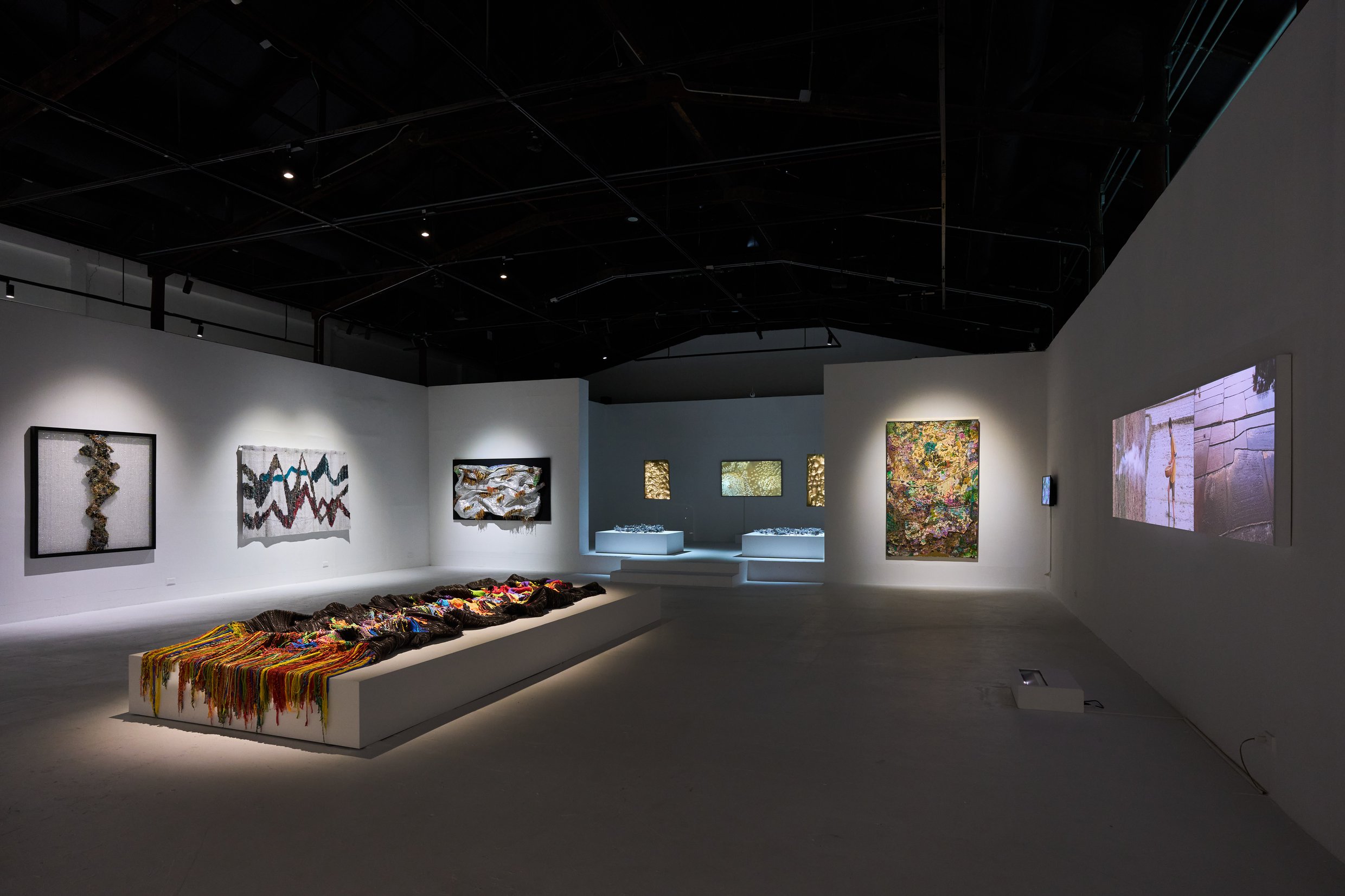 SINKING and the Paradox of Staying Afloat_Instlalation view _Q3