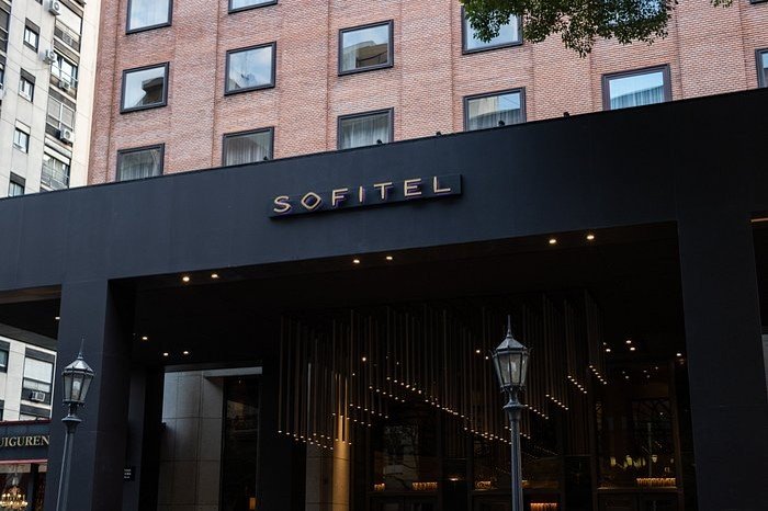 Sofitel 1.jpg