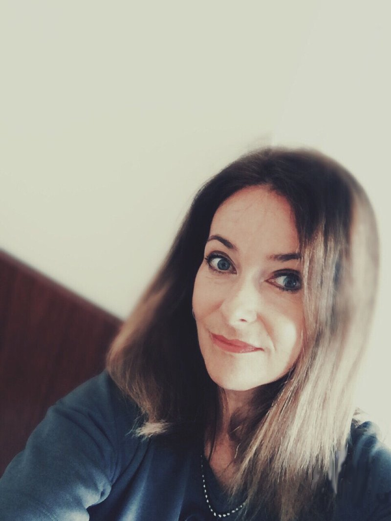 Strongman, Lara photo.jpg