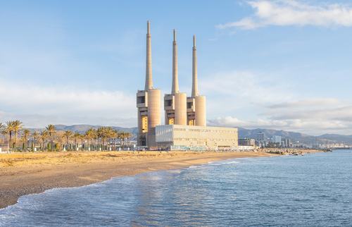 f-6-184-23154719_a1EAB2aJ_Three_Chimneys_Ed3_Arnau_Rovira-1